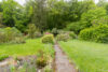 Großzügiges Grundstück am Wald – Wohnhaus mit viel Potenzial - Garten2